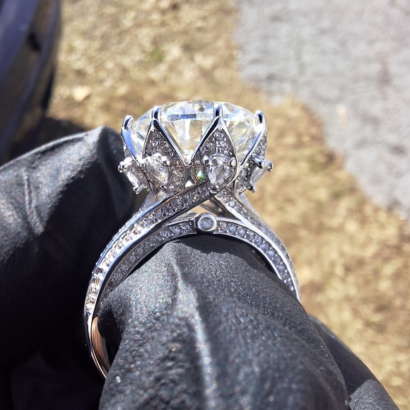 Rhodium Over 925 Sterling Silver 10ctw Moissanite Diamond Ring Size 9 *New* - Picture 4 of 7